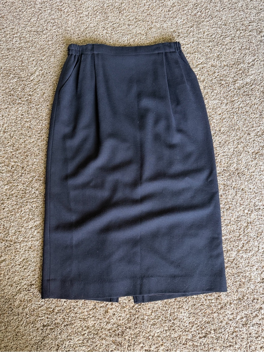 Classic Navy Midi Pencil Skirt with Tailored Waist 100% Wool